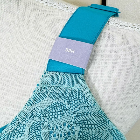 💥2/$15 Cacique turquoise lace & mesh no wire full coverage bra size 32H - Picture 7 of 11